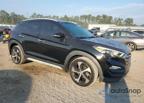 2018 Hyundai Tucson Value из США, поврежденный, VIN KM8J33A24JU685011